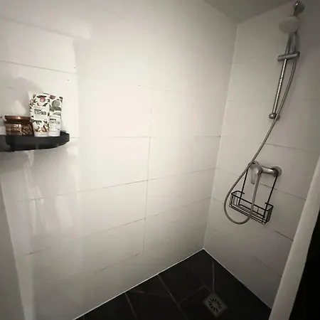 Apartman Bright Loft With Terrace And Air Conditioner